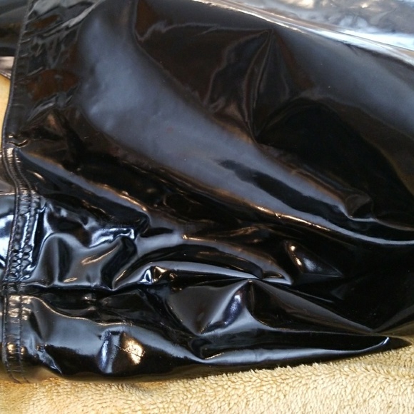 AUTHENTIC GUCCI PURSE - Picture 8 of 8